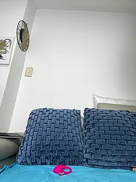 Snapshot of jamilaross chatting on 02-25-25, 04:57 jamilaross online show from 02-25-25, 04:57