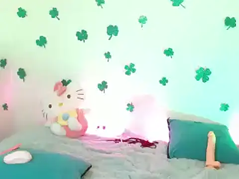 Snapshot of kittycatw chatting on 03-18-25, 11:08 kittycatw online show from 03-18-25, 11:08