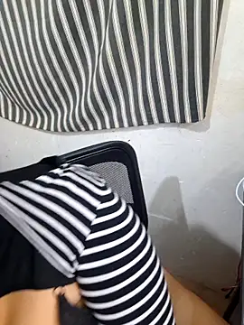 Derry Cooper online show from 11-29-25, 03:31