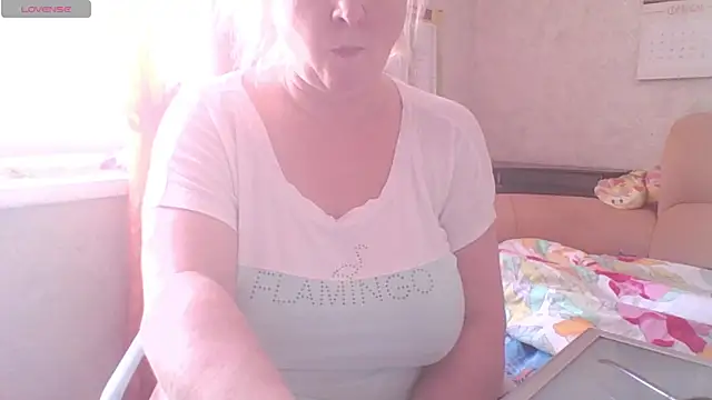 mira robinsonnn online show from 02-28-26, 04:24