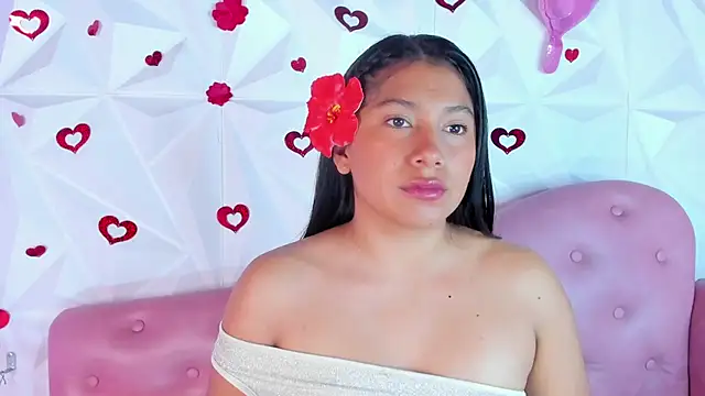 LinnaGardenia online show from 02-16-25, 02:32