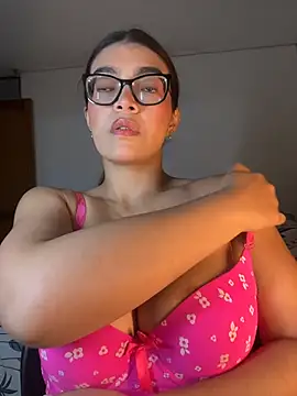 kathii95 online show from 05-03-26, 01:44
