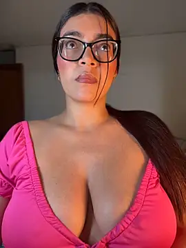 kathii95 online show from 05-18-26, 01:35