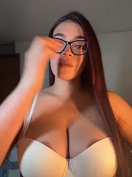 kathii95 online show from 05-26-26, 01:56