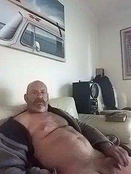 iambradz online show from 02-20-25, 12:30