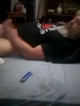 iambradz online show from 11-30-25, 06:01