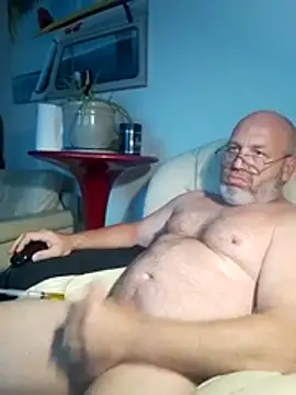 iambradz online show from 04-18-26, 08:18