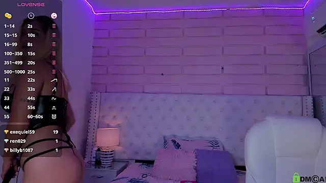 Snapshot of Yaaky_ chatting on 12-11-24, 12:02 Yaaky online show from 12-11-24, 12:02