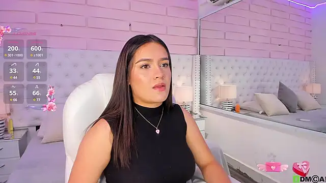 Snapshot of Yaaky_ chatting on 01-17-25, 08:22 Yaaky online show from 01-17-25, 08:22