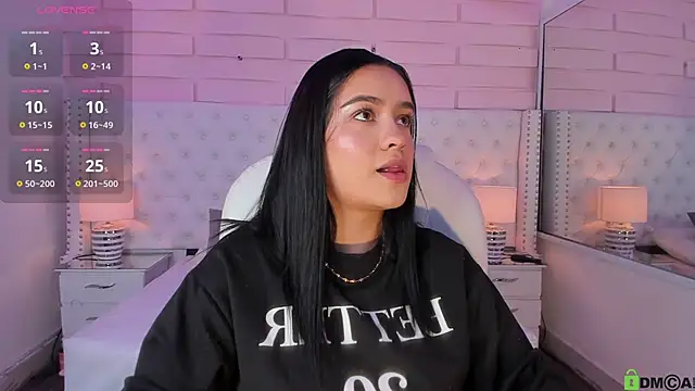 Snapshot of Yaaky_ chatting on 02-19-25, 08:31 Yaaky online show from 02-19-25, 08:31