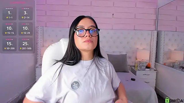 Snapshot of Yaaky_ chatting on 02-27-25, 10:09 Yaaky online show from 02-27-25, 10:09