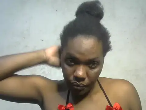 Snapshot of Bitty_baby chatting on 02-19-26, 12:28 Bitty baby online show from 02-19-26, 12:28