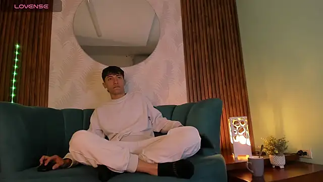 AlessandroDybala online show from 01-22-25, 12:27