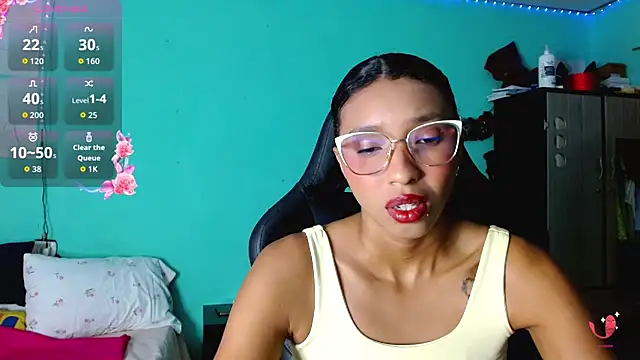 sensitive brunette online show from 06-09-26, 12:00