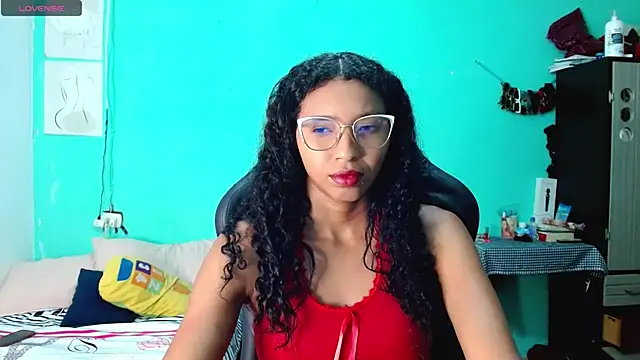 sensitive brunette online show from 06-10-26, 02:23