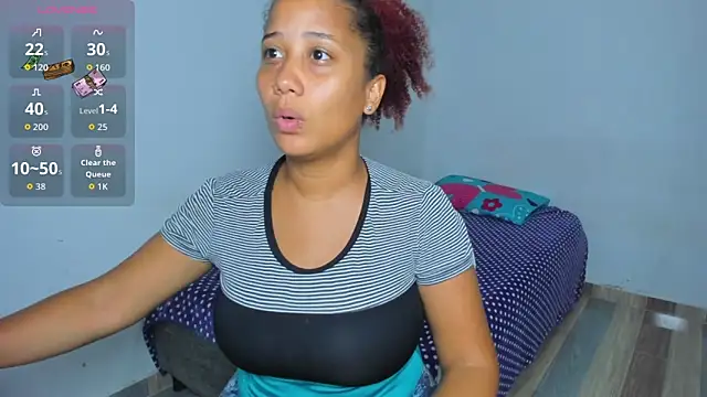 Snapshot of zandra_kiman chatting on 11-25-25, 12:43 zandra kiman online show from 11-25-25, 12:43