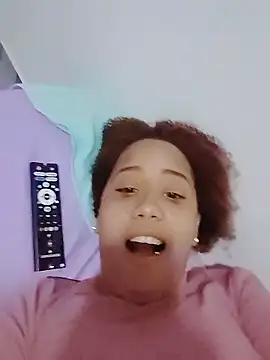 Snapshot of zandra_kiman chatting on 01-11-26, 05:34 zandra kiman online show from 01-11-26, 05:34