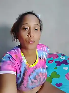 Snapshot of zandra_kiman chatting on 03-18-26, 05:43 zandra kiman online show from 03-18-26, 05:43