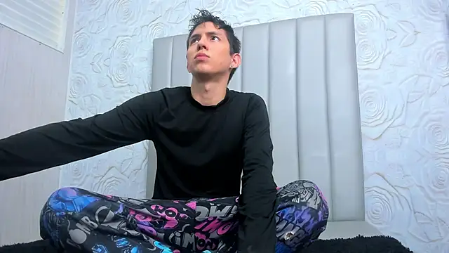 Snapshot of JeanRam18 chatting on 02-02-26, 04:38 JeanRam18 online show from 02-02-26, 04:38