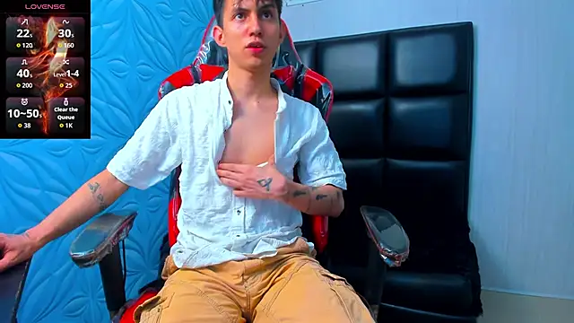 Snapshot of JeanRam18 chatting on 04-09-26, 04:12 JeanRam18 online show from 04-09-26, 04:12