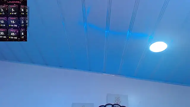 candy lux  online show from 04-27-26, 01:31