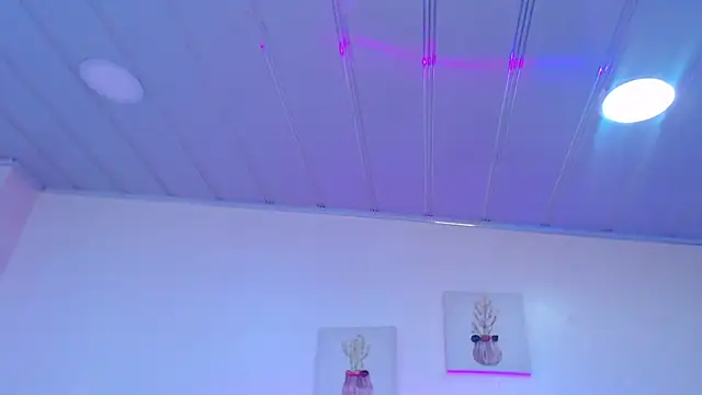 candy lux  online show from 04-29-26, 01:59