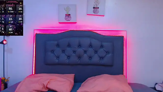 candy lux  online show from 05-24-26, 04:34
