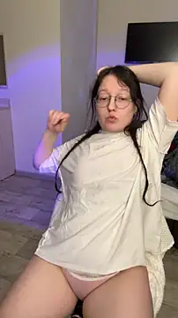 Snapshot of emigooflordXD chatting on 11-16-25, 11:27 emigooflordXD online show from 11-16-25, 11:27