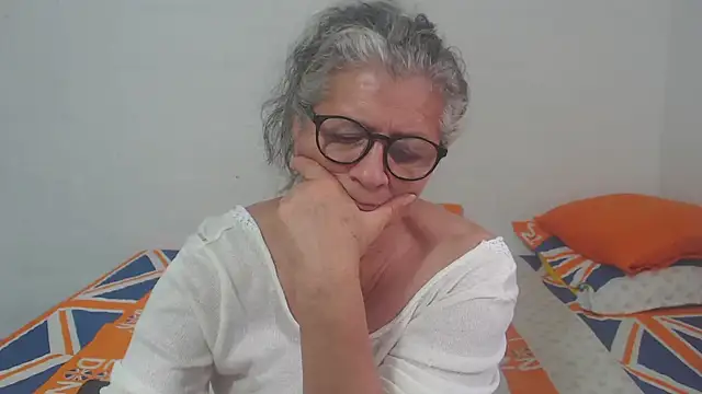 candy mature  online show from 02-19-25, 09:58