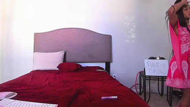 yiauana online show from 11-10-25, 04:17