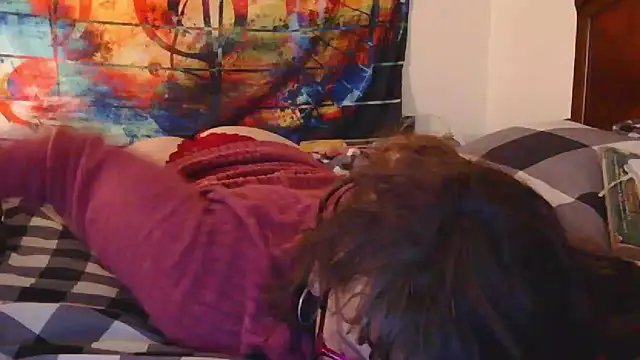 Snapshot of HeyyImHarlowe chatting on 12-17-24, 03:06 HeyyImHarlowe online show from 12-17-24, 03:06