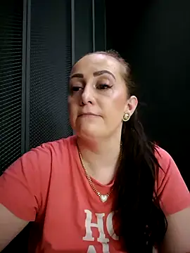 AvaLloyd online show from 02-21-25, 03:23