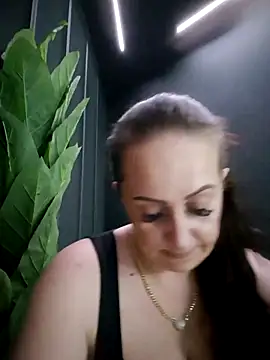 AvaLloyd online show from 03-03-25, 03:30