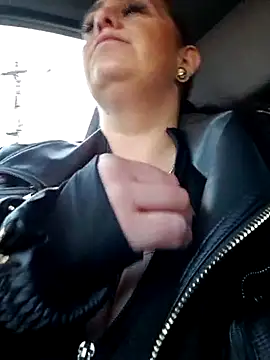 AvaLloyd online show from 03-05-25, 03:29