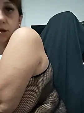 AvaLloyd online show from 11-04-25, 03:38