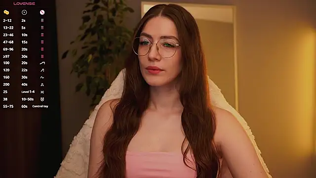 Snapshot of Ester_Hill chatting on 11-14-25, 02:54 Ester Hill online show from 11-14-25, 02:54