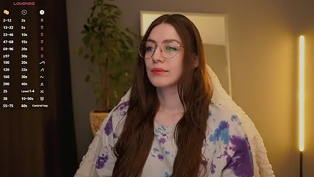 Snapshot of Ester_Hill chatting on 02-18-26, 02:29 Ester Hill online show from 02-18-26, 02:29