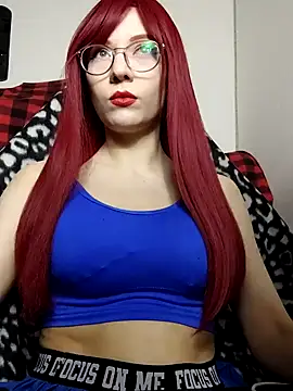 Snapshot of ElliMoor chatting on 01-19-25, 08:07 ElliMoor online show from 01-19-25, 08:07