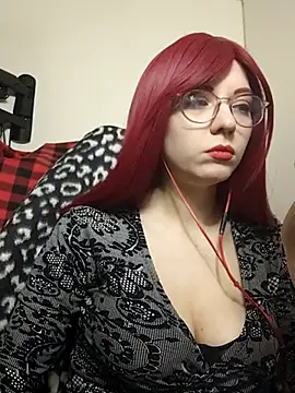 Snapshot of ElliMoor chatting on 03-19-25, 08:23 ElliMoor online show from 03-19-25, 08:23