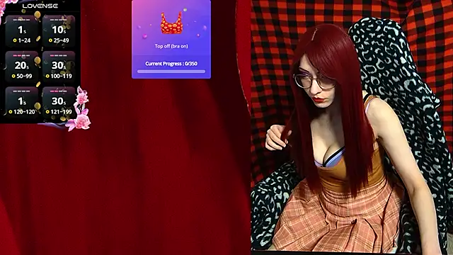 Snapshot of ElliMoor chatting on 09-22-25, 11:23 ElliMoor online show from 09-22-25, 11:23