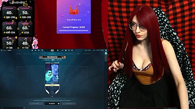 Snapshot of ElliMoor chatting on 09-25-25, 12:42 ElliMoor online show from 09-25-25, 12:42