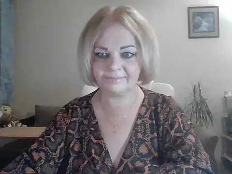 SofiyaPetrova online show from 10-07-25, 04:37