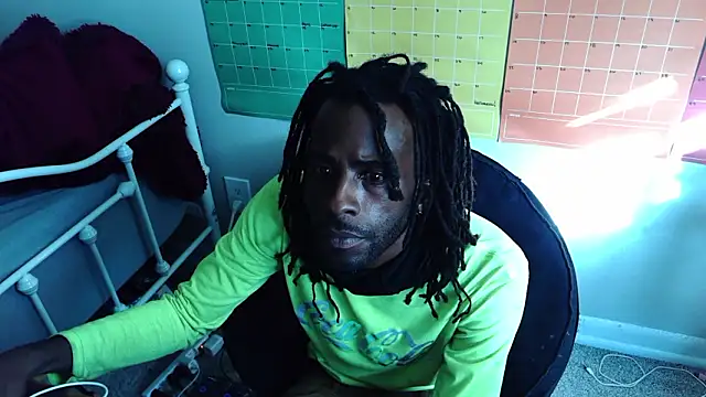 Snapshot of razzynolight chatting on 03-13-26, 01:29 razzynolight online show from 03-13-26, 01:29