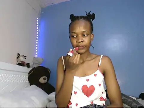 Snapshot of cyberbunnie chatting on 11-23-25, 10:09 cyberbunnie online show from 11-23-25, 10:09