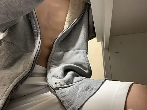 lkun9 online show from 12-20-24, 03:31