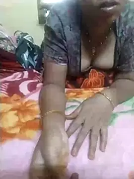 Snapshot of Krishporn chatting on 05-17-26, 06:33 Krishporn online show from 05-17-26, 06:33