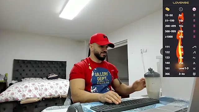 supermanboy94 online show from 02-11-26, 07:02