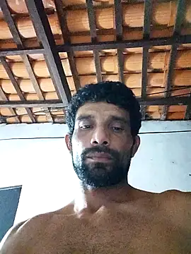 Snapshot of Tiago0031 chatting on 11-30-25, 05:33 Tiago0031 online show from 11-30-25, 05:33