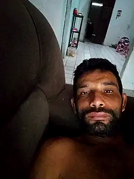 Snapshot of Tiago0031 chatting on 02-04-26, 10:10 Tiago0031 online show from 02-04-26, 10:10