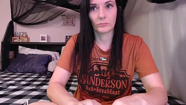 CrystalLakeXO online show from 07-12-26, 09:22